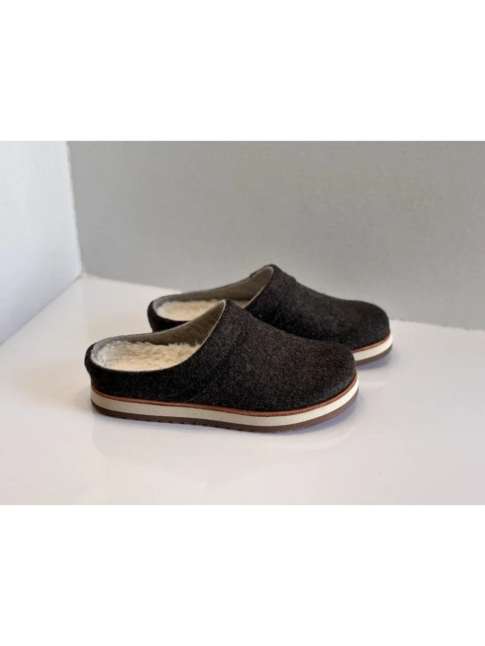 Merrell Juno Wool Clogs Slip On Women's Size 5.5 Gray Wool Faux Fur Lining Comfy